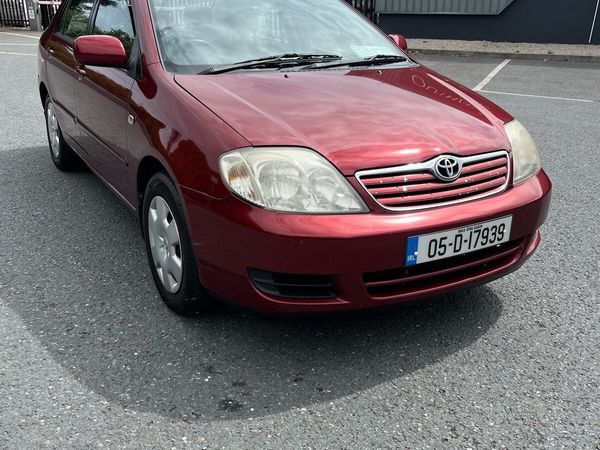 Toyota Corolla Saloon, Petrol, 2005, Red
