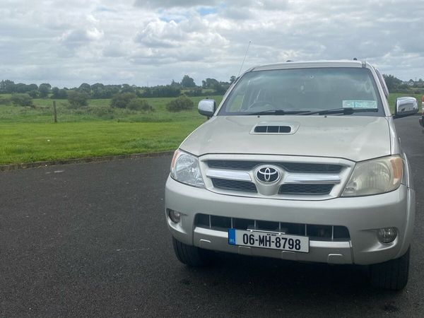 Toyota Hilux Crew Cab, Diesel, 2006, Silver