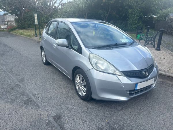 Honda Jazz Hatchback, Petrol, 2011, Silver