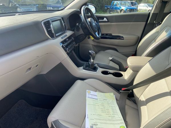 Kia Sportage SUV, Diesel, 2017, Black