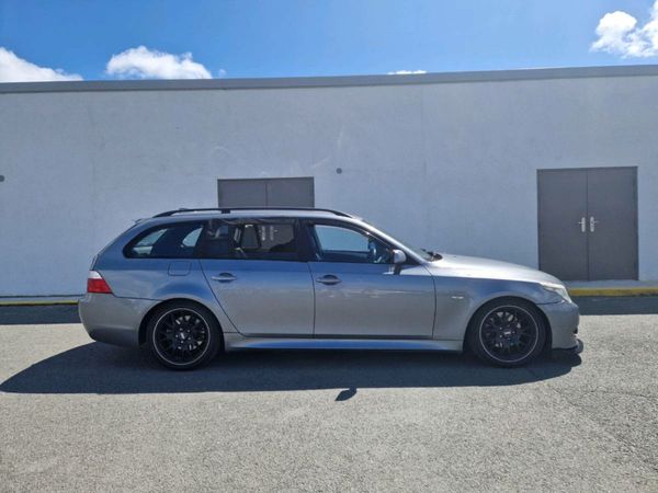 BMW 5-Series Estate, Diesel, 2008, Grey