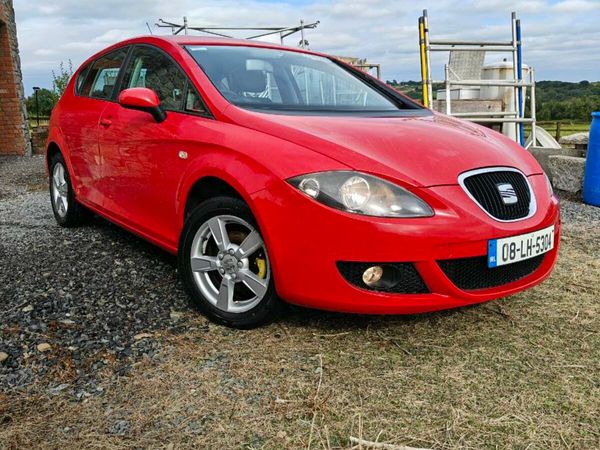 SEAT Leon Hatchback, Diesel, 2008, Red