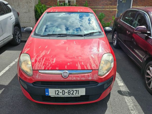 Fiat Punto Hatchback, Petrol, 2012, Red