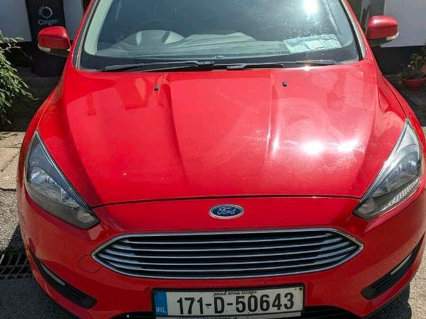 Ford Focus Hatchback, Diesel, 2017, Red