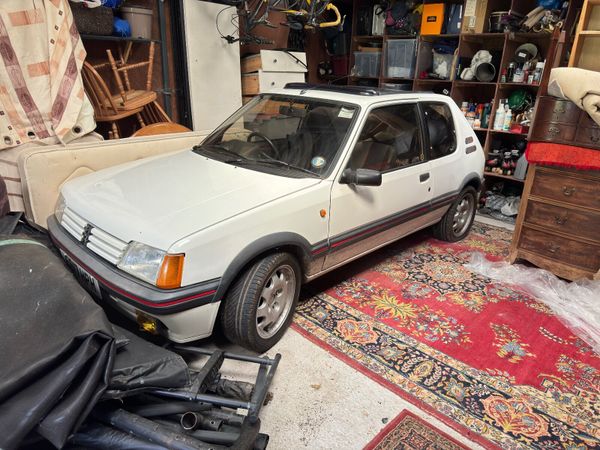 Peugeot 205 Hatchback, Petrol, 1988, White