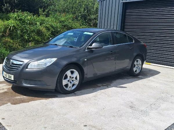 Vauxhall Insignia Hatchback, Diesel, 2011, Grey