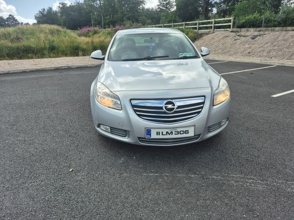 Opel Insignia Saloon, Diesel, 2011, Silver