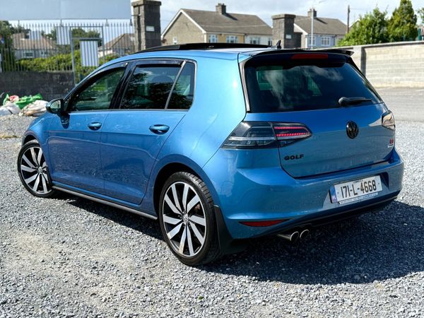 Volkswagen Golf Hatchback, Diesel, 2017, Blue