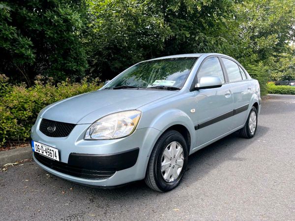 Kia Rio Saloon, Petrol, 2006, Silver