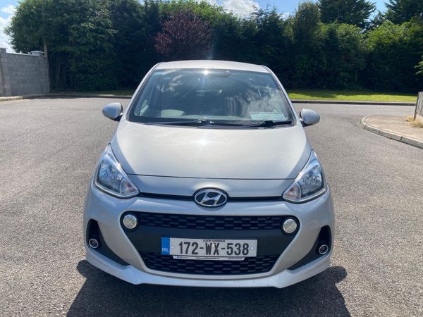 Hyundai i10 Hatchback, Petrol, 2017, Grey