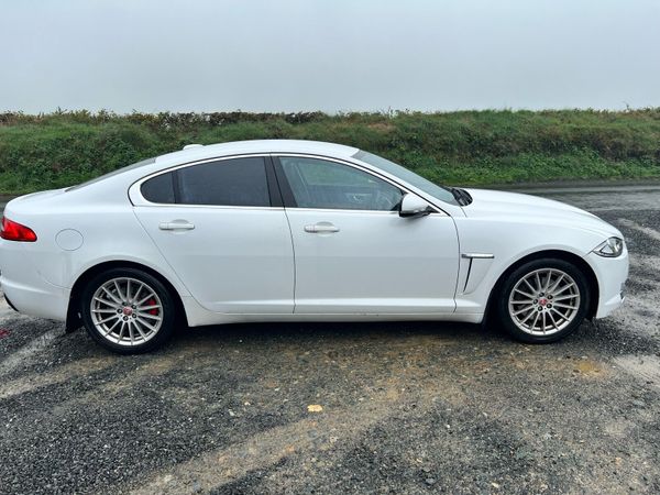 Jaguar XF Saloon, Diesel, 2012, White