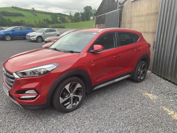 Hyundai Tucson SUV, Diesel, 2017, Red