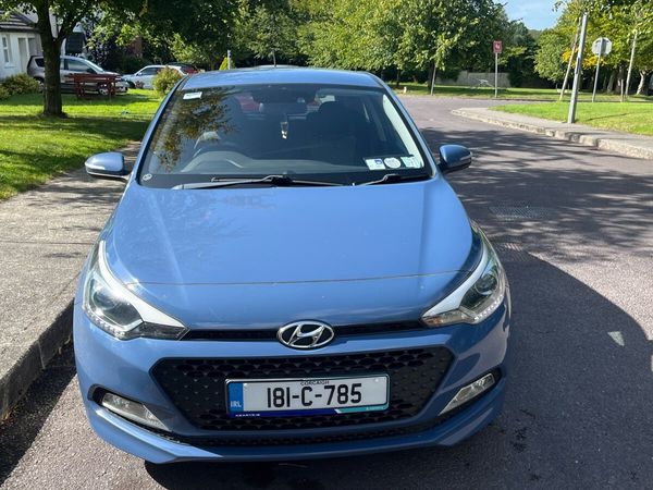 Hyundai i20 Hatchback, Petrol, 2018, Blue