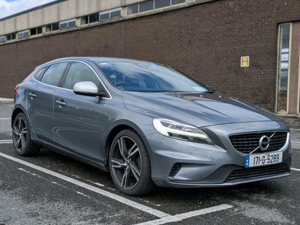 Volvo V40 Hatchback, Diesel, 2017, Grey