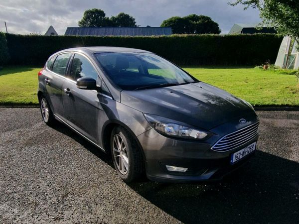Ford Focus Hatchback, Diesel, 2015, Grey