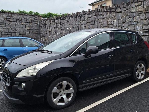 Peugeot 3008 MPV, Diesel, 2010, Black