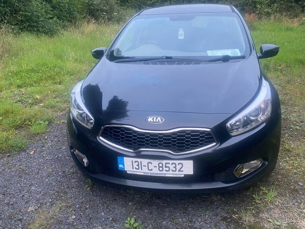 Kia Ceed Hatchback, Diesel, 2013, Black
