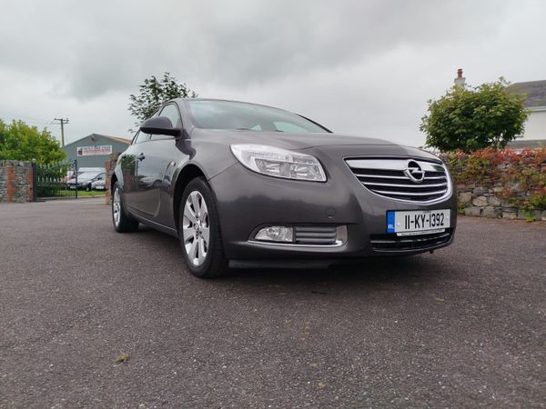 Opel Insignia Saloon, Diesel, 2011, Grey