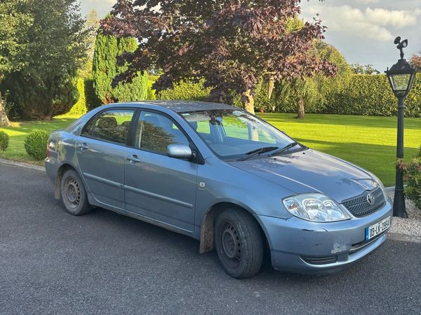 Toyota Corolla Saloon, Petrol, 2003, Grey