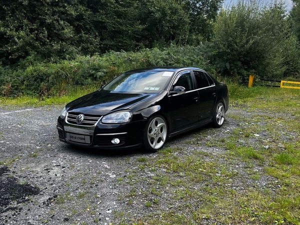 Volkswagen Jetta Saloon, Diesel, 2009, Black