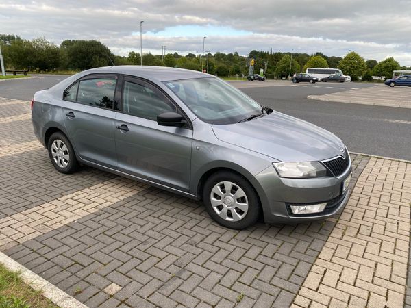 Skoda Rapid Saloon, Petrol, 2013, Grey