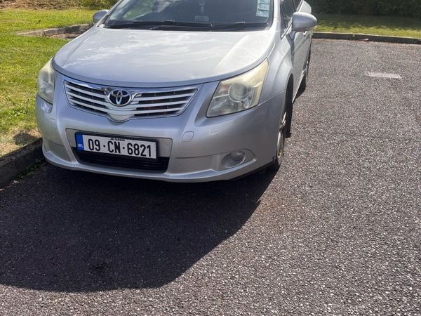 Toyota Avensis Estate, Diesel, 2009, Silver