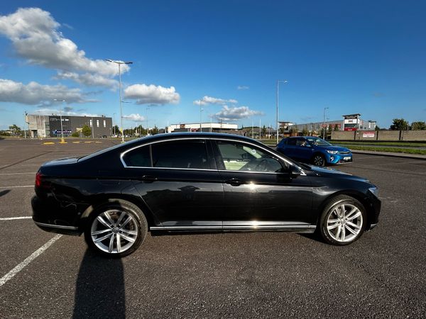 Volkswagen Passat Saloon, Diesel, 2016, Black