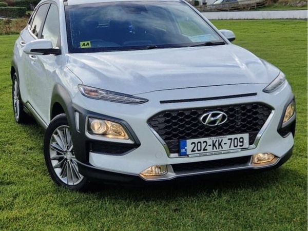 Hyundai KONA MPV, Petrol, 2020, White