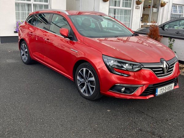 Renault Megane Estate, Diesel, 2017, Red