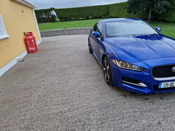 Jaguar XE Saloon, Diesel, 2017, Blue