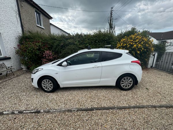 Hyundai i30 Van, Diesel, 2017, White