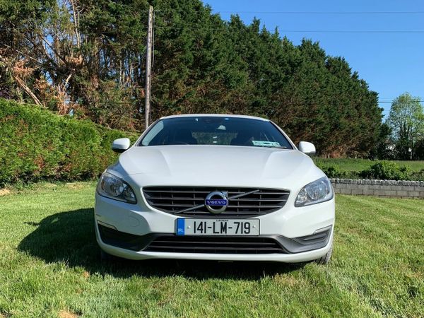 Volvo S60 Saloon, Diesel, 2014, White