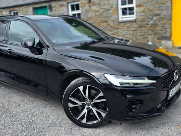 Volvo V60 Estate, Petrol Plug-in Hybrid, 2021, Black