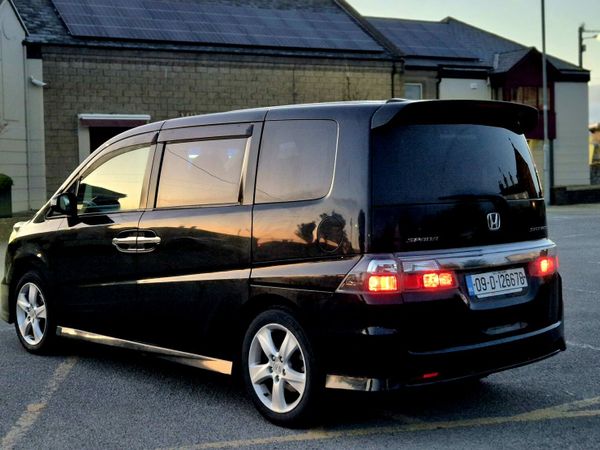 Honda Stepwagon MPV, Petrol, 2009, Black