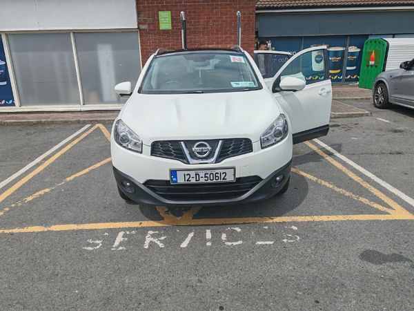 Nissan Qashqai Hatchback, Diesel, 2012, White