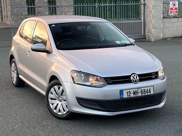 Volkswagen Polo Hatchback, Petrol, 2012, Silver