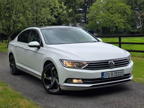 Volkswagen Passat Saloon, Diesel, 2017, White