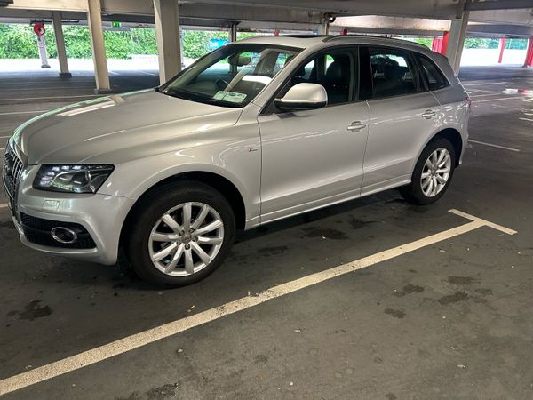 Audi Q5 SUV, Diesel, 2011, Silver