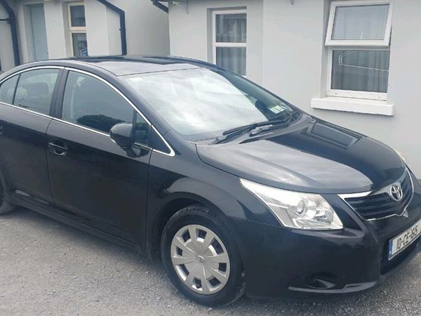 Toyota Avensis Saloon, Petrol, 2010, Black