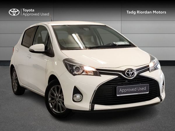 Toyota Yaris Hatchback, Petrol, 2017, White
