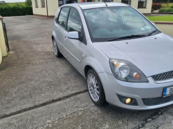 Ford Fiesta Hatchback, Petrol, 2008, Silver