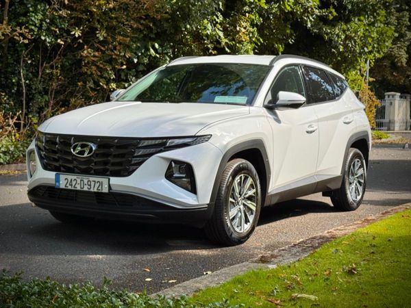 Hyundai Tucson SUV, Petrol Hybrid, 2024, White