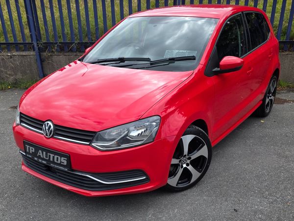 Volkswagen Polo Hatchback, Petrol, 2015, Red