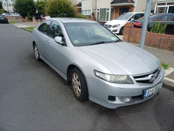 Honda Accord Saloon, Petrol, 2007, Grey