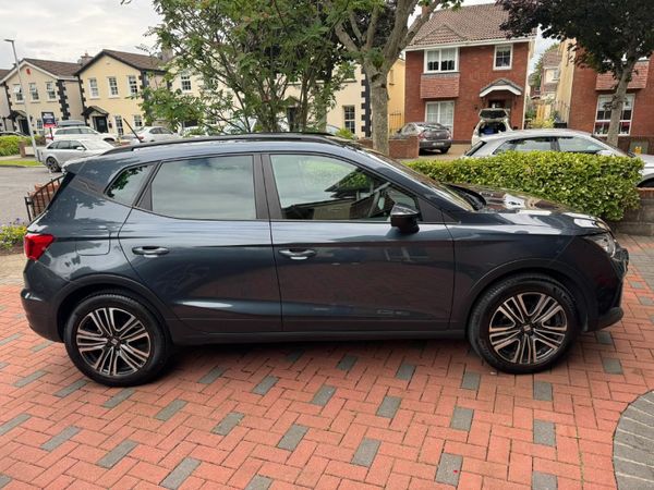 SEAT Arona SUV, Petrol, 2022, Grey