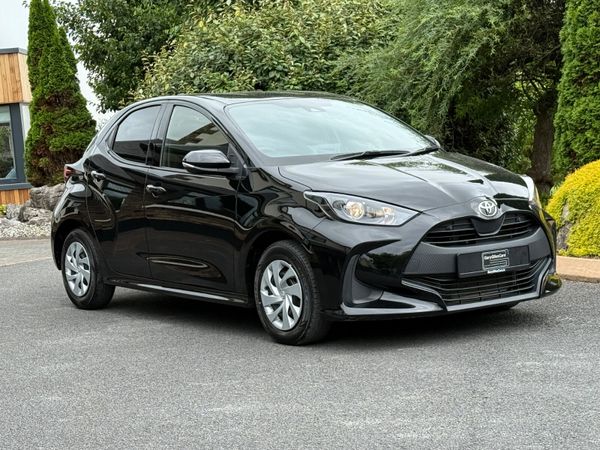 Toyota Yaris Hatchback, Petrol, 2022, Black