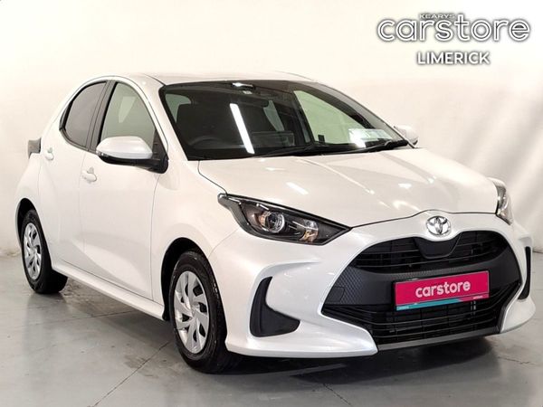 Toyota Yaris Hatchback, Petrol, 2022, 