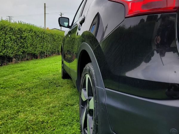 Nissan Qashqai SUV, Diesel, 2017, Black