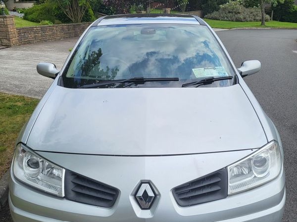 Renault Megane Saloon, Diesel, 2009, Silver