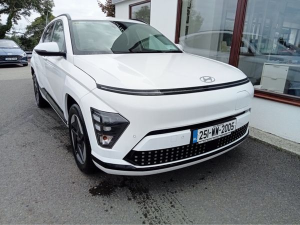 Hyundai KONA MPV, Electric, 2025, White